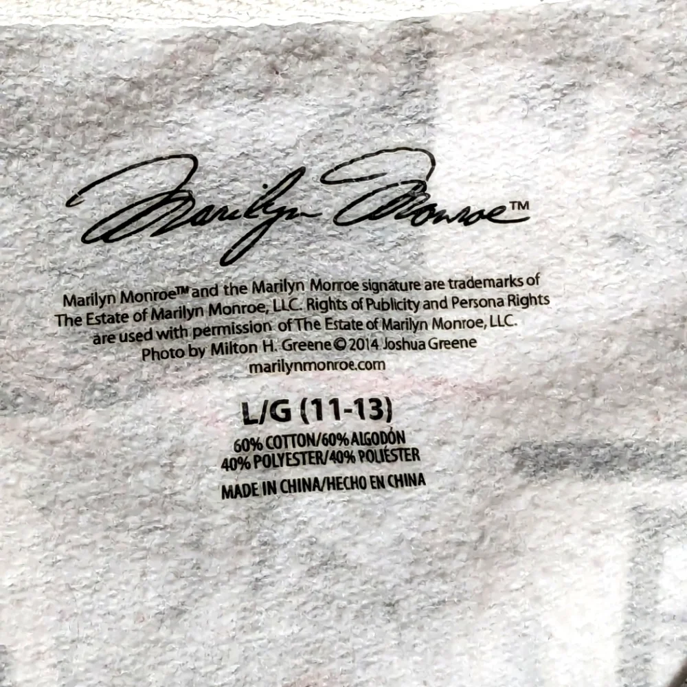 Marilyn Monroe Signature Cotton Blend Sweatshirt Size Large (11-13) - Picture 7 of 7